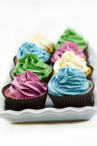 Cupcakes decorados con crema —  Fotos de Stock