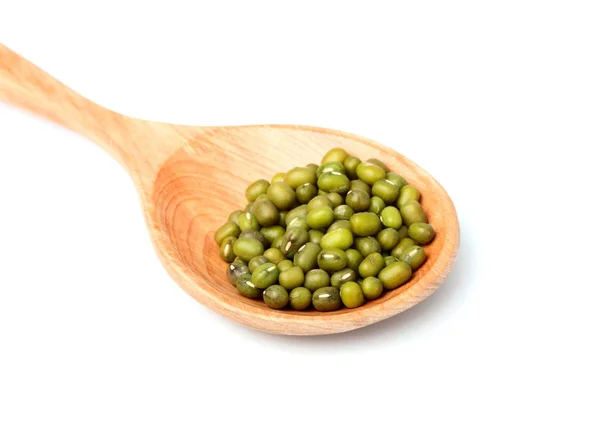 Raw mung bean in a wooden spoon. — Stock Photo, Image