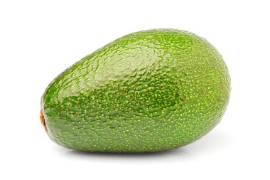 Taze olgun avokado izole kapatmak.