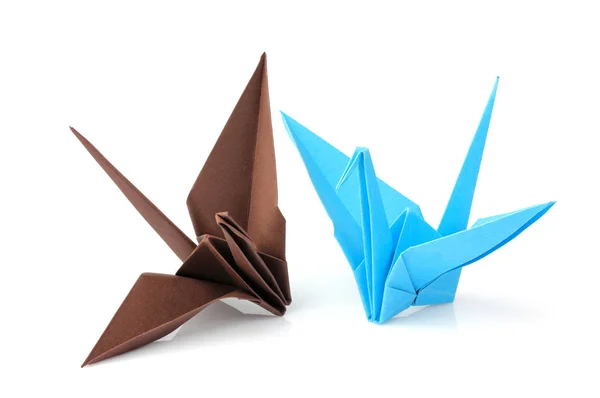Dwa żurawie origami na białym tle — Zdjęcie stockowe