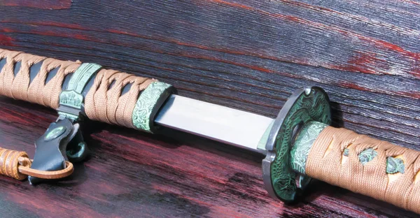 Самурайский меч катаны — стоковое фото
