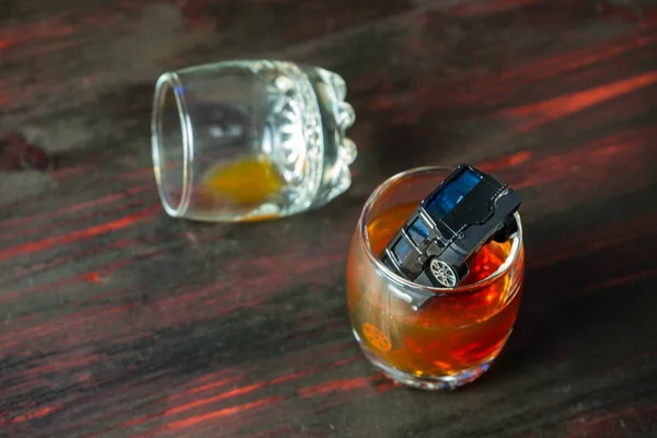 Alkol direksiyonuna. Zararlı ve tehlikeli.