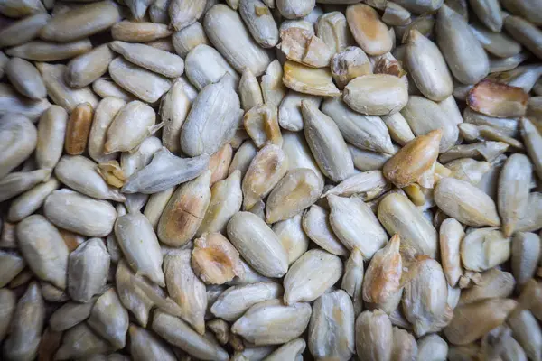 Photo Peeled Fried Sunflower Seeds Close — Stock Photo, Image