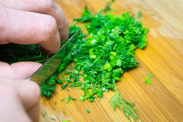 Dill Ist Ein Frischer Schnitt Für Verschiedene Gerichte — Stockfoto