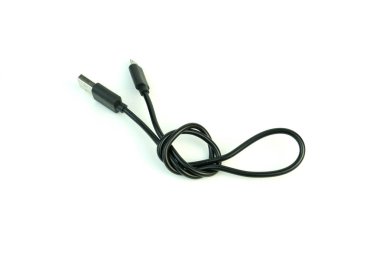Usb kablosu siyah. Beyaz arka plan da fotoğraf.
