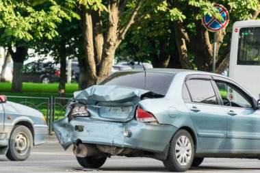 Trafik kazasından sonra çekilmiş bir fotoğraf..