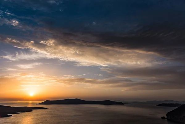 Beau coucher de soleil de santorin — Photo