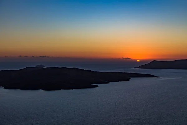 Beau coucher de soleil de santorin — Photo