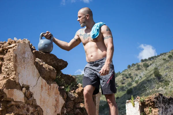 Kettlebell poz eğitmen