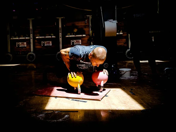 Şınav Kettlebells dipleri-up