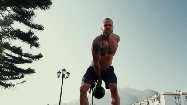 Kettlebell Single Arm Swing Clean And Press