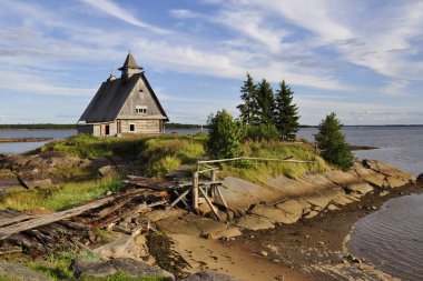 Günbatımı harap kilisede, burası onlar çekildiği yer