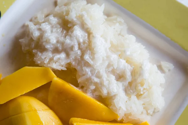 Mango Sticky Rice — Stock Photo, Image