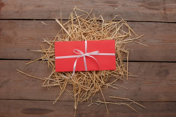 Happy Valentijnsdag liefde viering in een rustieke stijl, geïsoleerd. — Stockfoto