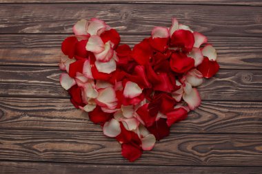 Mutlu Sevgililer günü aşk kutlama bir rustik tarzda izole.