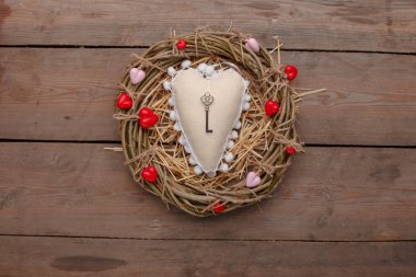 Mutlu Sevgililer günü aşk kutlama bir rustik tarzda izole.