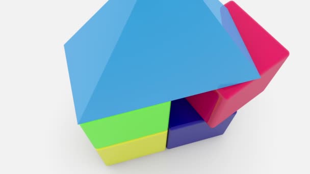 Cubes de jouets avec toit empilés sur blanc — Video