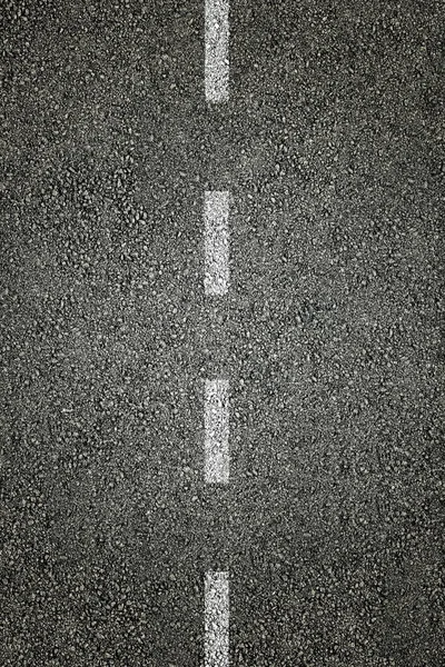 Listras brancas no asfalto — Fotografia de Stock