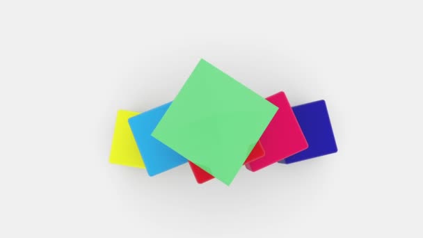Piramide van speelgoed kubussen met dak op de top op wit — Stockvideo