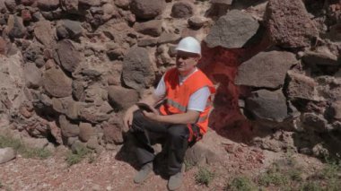 Tablet duvarına taş castle yakınındaki kullanma Oluşturucu