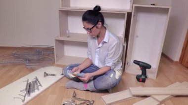 Okul mobilya için takımları paraya kadınla