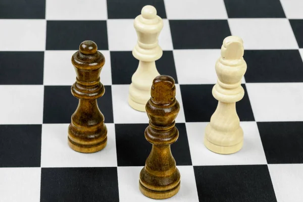 Chess Kings Queens Chessboard — Stock Photo, Image
