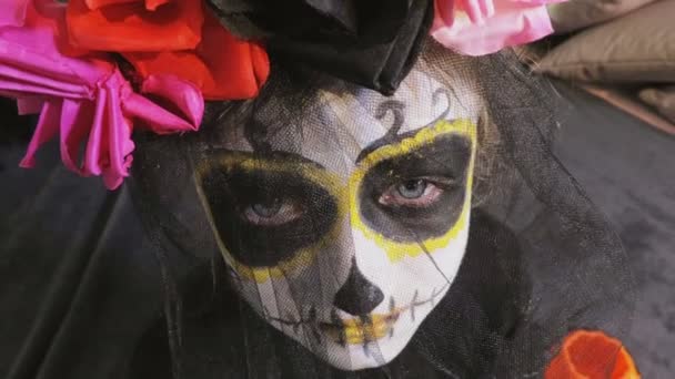 Menina Com Maquiagem Halloween Close — Vídeo de Stock