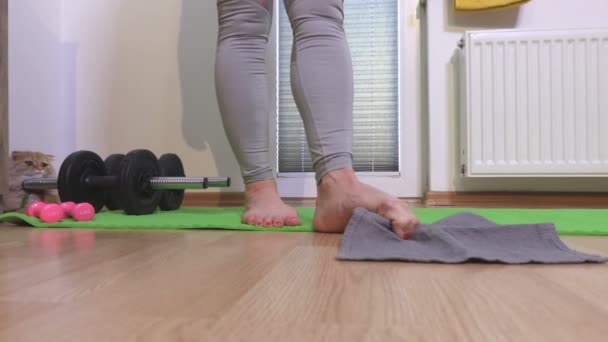 Woman Doing Exercise Her Feet — Stock Video