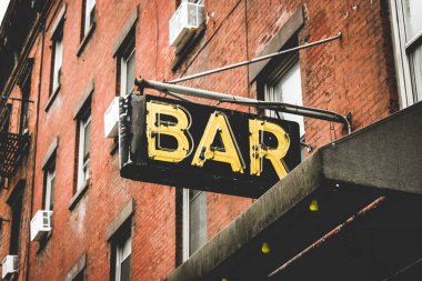 NYC mahalle Bar işareti
