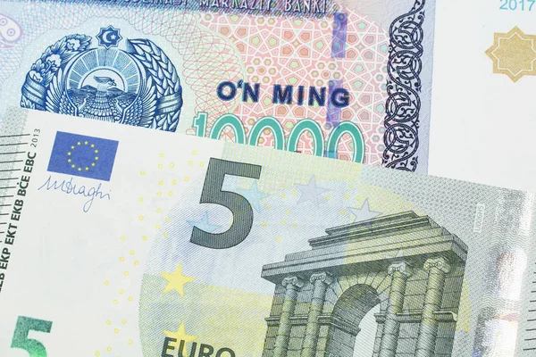Банкнота Номіналом 10000 Сомів Узбекистану Закрита Макро Банкнотою Євро Від — стокове фото