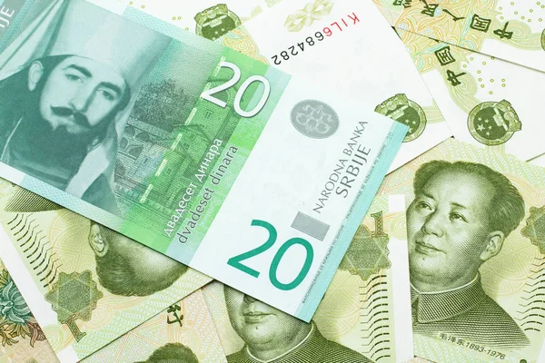 Close Verde Branco Vinte Notas Banco Dinar Sérvio Fundo Chinês — Fotografia de Stock