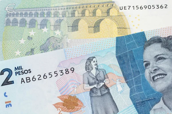 Ένα Μπλε Και Πράσινο Ευρωπαϊκό Χαρτονόμισμα Των Πέντε Ευρώ Μπλε — Φωτογραφία Αρχείου