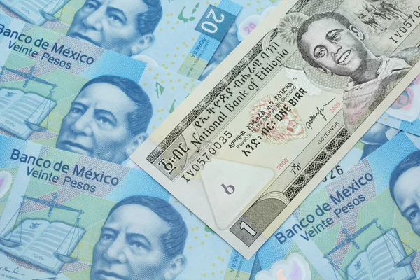Meksika 'da bir Etiyopya doğum banknotunun yakın plan resmi. 20 pezoluk banknotlar.