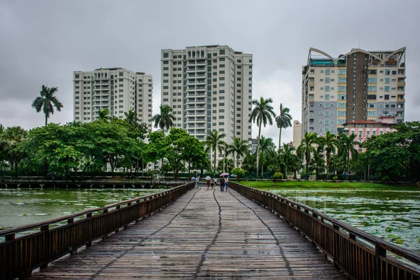 Centre-ville de Yangon, près du lac Kandawgyi, Myanmar — Photo