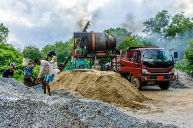 yol inşaat bölgesine yakın Yangon, Myanmar