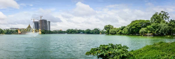 kandawgyi doğal ahşap Bahçe, Yangon, Myanmar