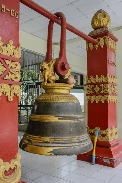 bir pagoda bakır çan fotoğrafı