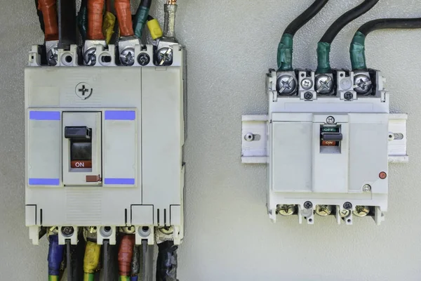 foto elektrik Breaker