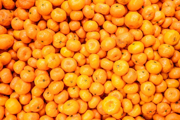 Nahaufnahme Foto von kleinen und frischen Orange — Stockfoto