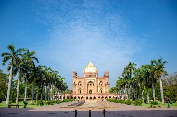 Safdarjung tomb, new delhi, indien - 9 april 2016 : — Stockfoto