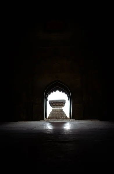 Safdarjung mezarı, Yeni Delhi, Hindistan - 9 Nisan 2016 :