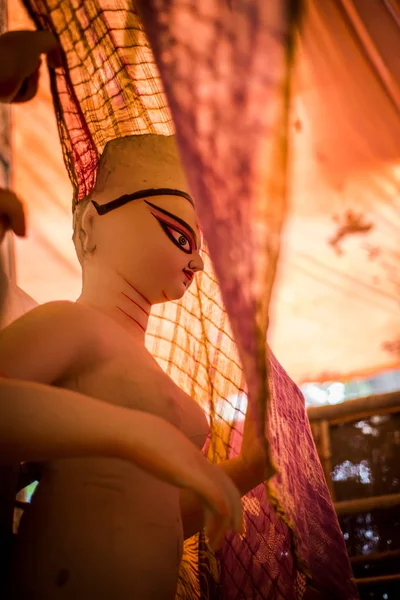 НЬЮ-ДЕЛИ, Индия - 17 СЕНТЯБРЯ 2017: Клейкий идол богини Дёрг — стоковое фото