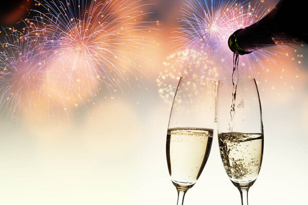 Бокалы для шампанского
 