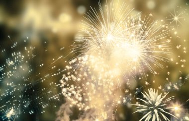 Yeni yılda havai fişek gösterisi ve kopyalama alanı
