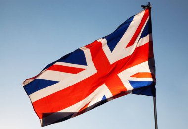Union Jack bayrağının mavi gökyüzü, İngiltere'de yakın çekim