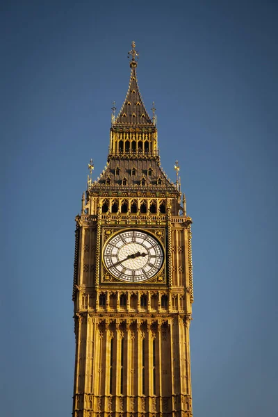Iconic Big Ben and Houses of Parliament, London — Stock Photo, Image