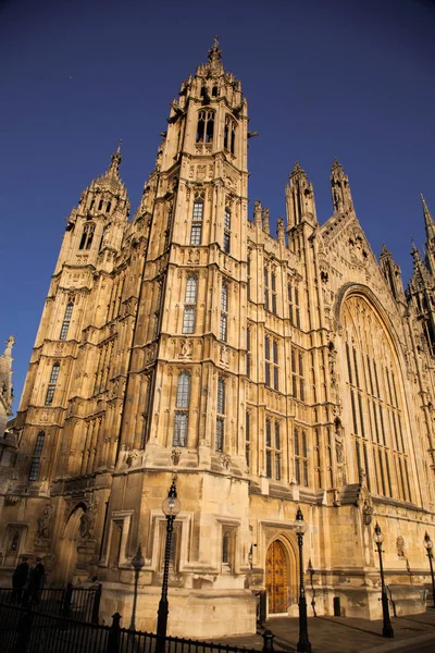 Słynnego Big Bena i Houses of Parliament, Londyn — Zdjęcie stockowe