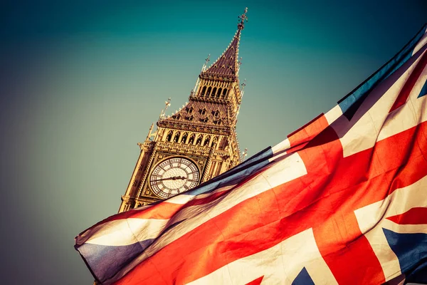 Concept brexit - drapeau Union Jack et Big Ben emblématique dans le backg — Photo