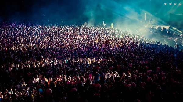 Crowd at concert - summer music festival — Stock Photo, Image