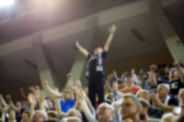 Fond flou de foule dans un terrain de basket-ball — Photo